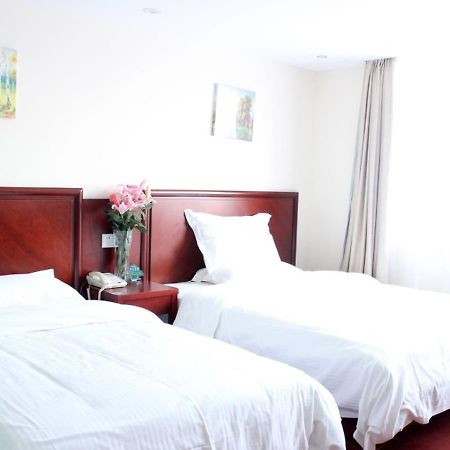 Greentree Inn Shandong Qingdao Wuyishan Road Jiashike Shopping Center Business Hotel Exteriér fotografie