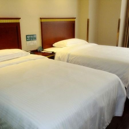 Greentree Inn Shandong Qingdao Wuyishan Road Jiashike Shopping Center Business Hotel Exteriér fotografie