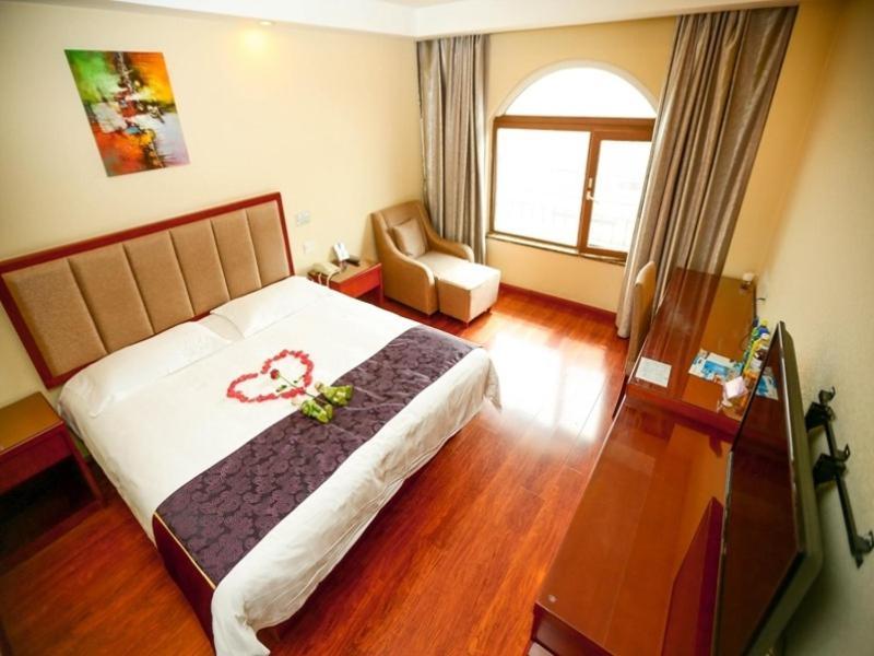 Greentree Inn Shandong Qingdao Wuyishan Road Jiashike Shopping Center Business Hotel Exteriér fotografie