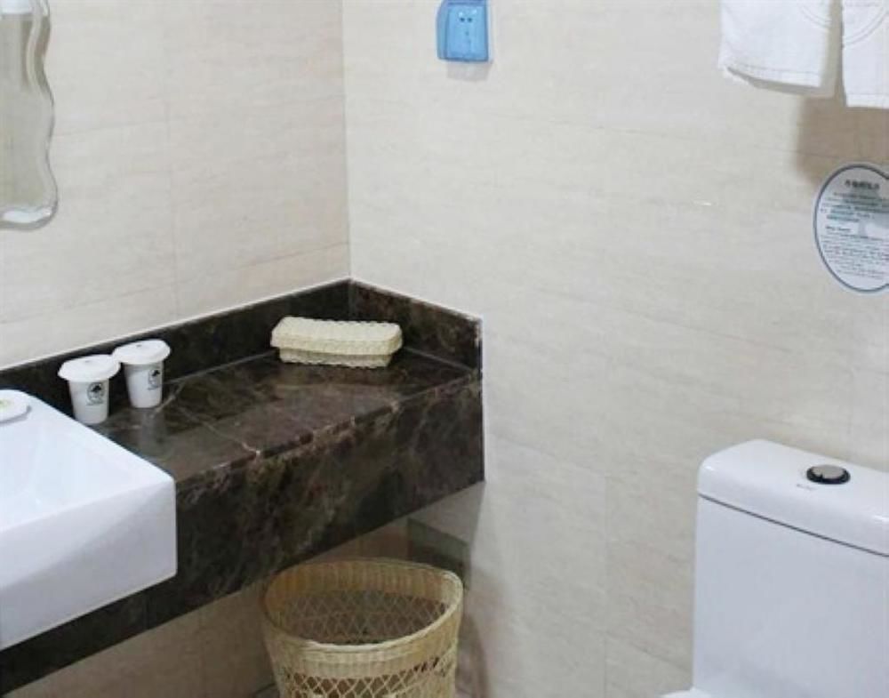 Greentree Inn Shandong Qingdao Wuyishan Road Jiashike Shopping Center Business Hotel Exteriér fotografie