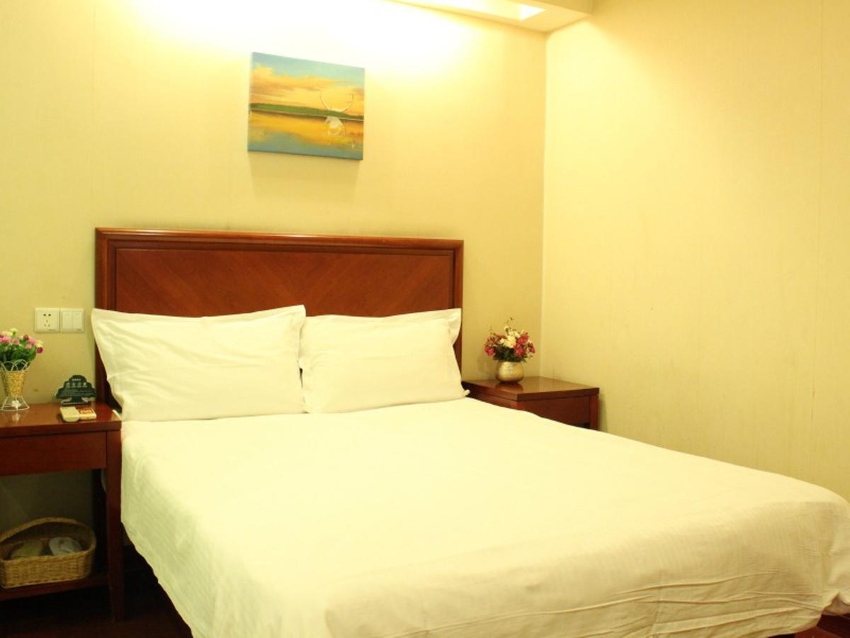 Greentree Inn Shandong Qingdao Wuyishan Road Jiashike Shopping Center Business Hotel Exteriér fotografie