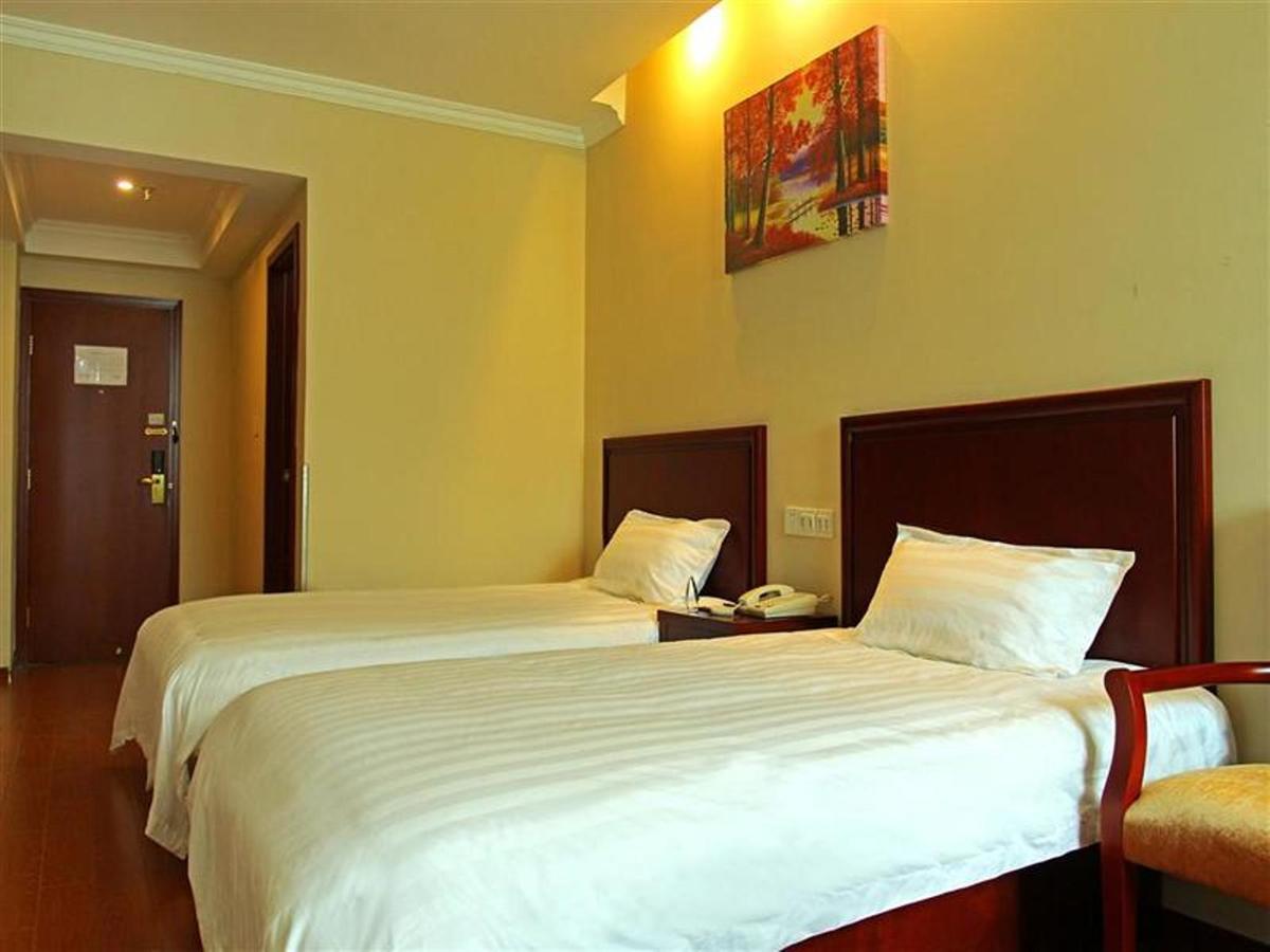 Greentree Inn Shandong Qingdao Wuyishan Road Jiashike Shopping Center Business Hotel Exteriér fotografie